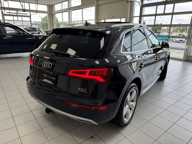 Photo of 2018 Navarra Blue Metallic Audi Q5