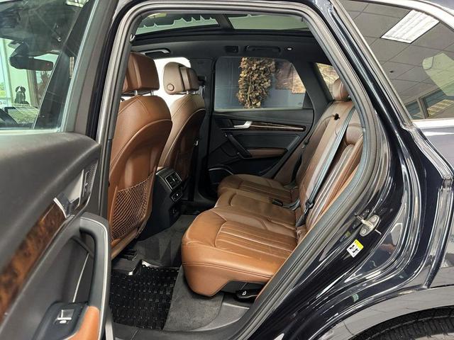 Photo of 2018 Navarra Blue Metallic Audi Q5