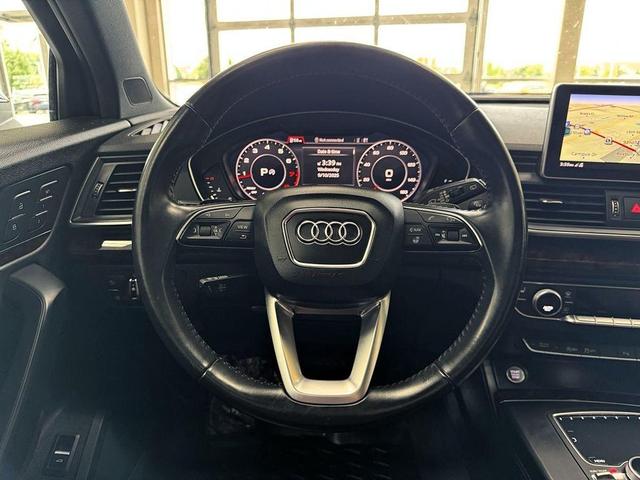 Photo of 2018 Navarra Blue Metallic Audi Q5