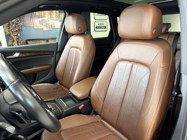 Photo of 2018 Navarra Blue Metallic Audi Q5
