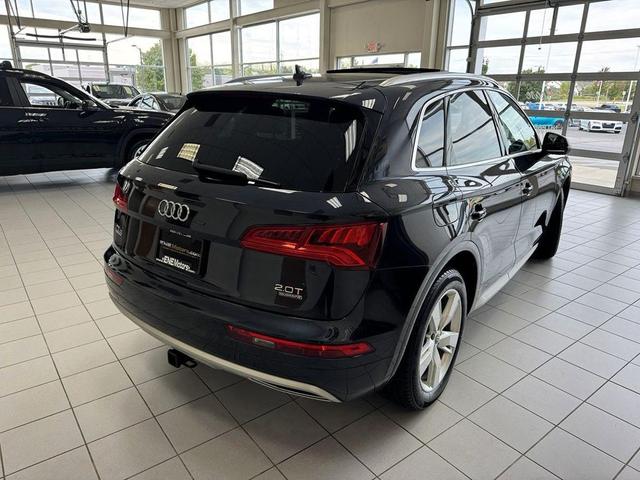 Photo of 2018 Navarra Blue Metallic Audi Q5