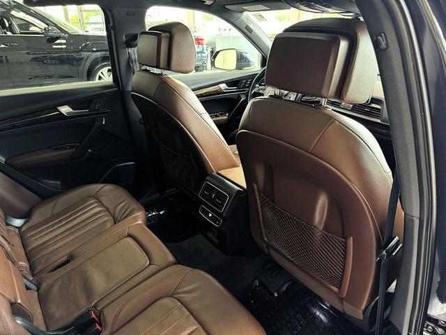 Photo of 2018 Navarra Blue Metallic Audi Q5