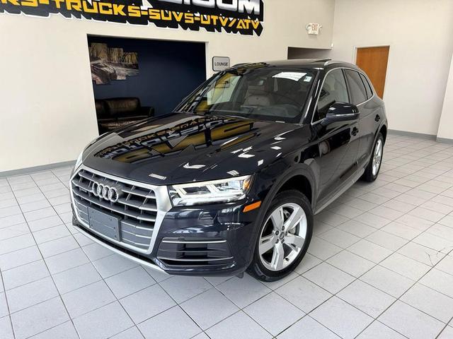 Photo of 2018 Navarra Blue Metallic Audi Q5