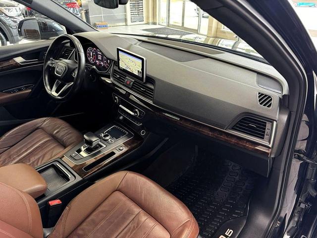 Photo of 2018 Navarra Blue Metallic Audi Q5
