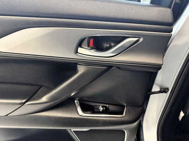 Photo of 2017 Sonic Silver Metallic Mazda CX-9