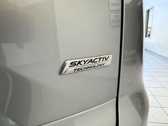 Photo of 2017 Sonic Silver Metallic Mazda CX-9