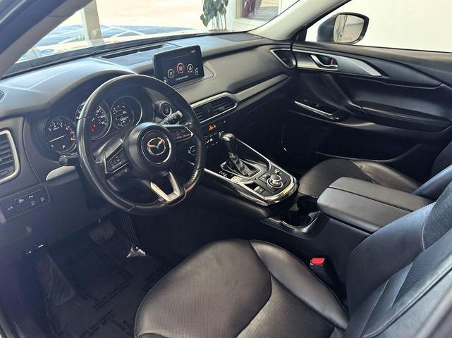Photo of 2017 Sonic Silver Metallic Mazda CX-9