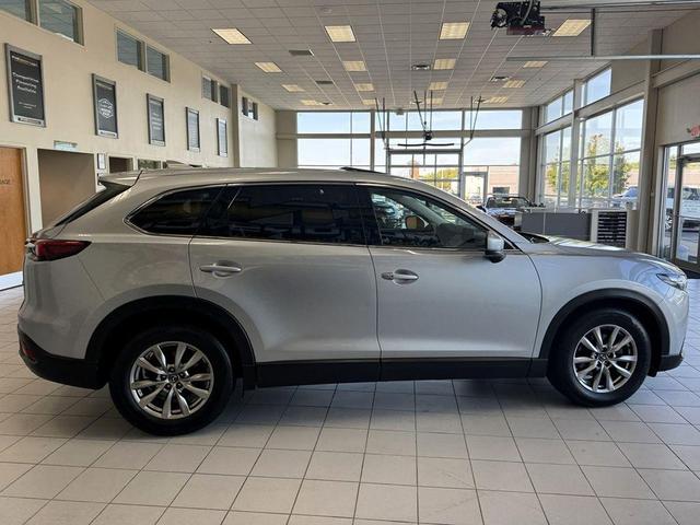 Photo of 2017 Sonic Silver Metallic Mazda CX-9