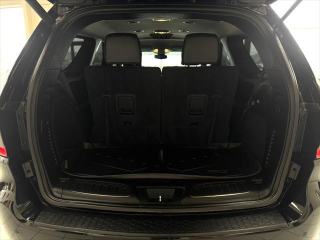 Photo of 2018 DB Black Clearcoat Dodge Durango