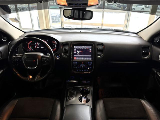 Photo of 2018 DB Black Clearcoat Dodge Durango