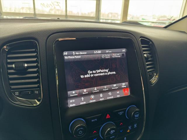 Photo of 2018 DB Black Clearcoat Dodge Durango