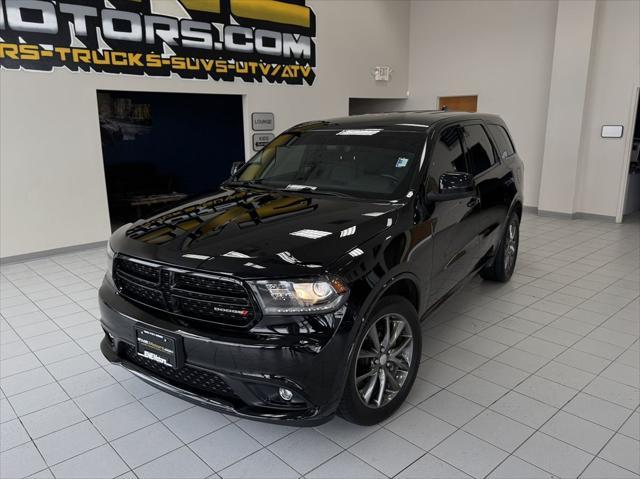 Photo of 2018 DB Black Clearcoat Dodge Durango