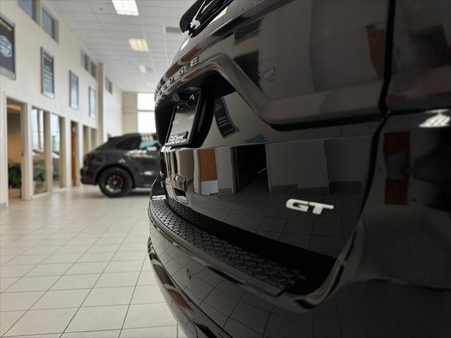 Photo of 2018 DB Black Clearcoat Dodge Durango
