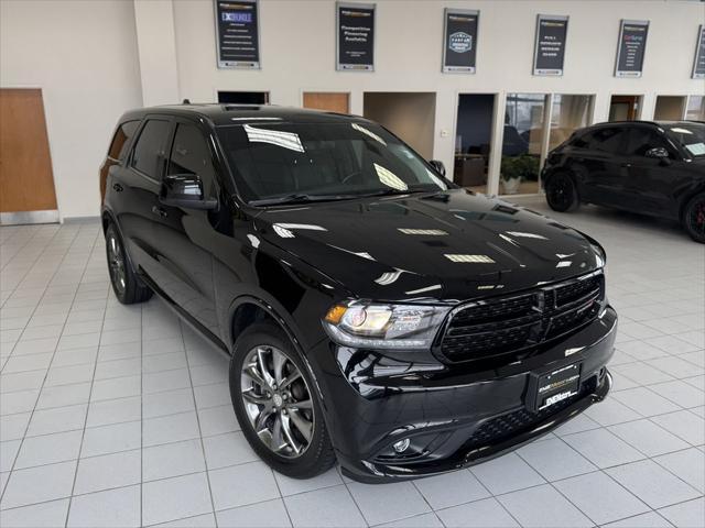 Photo of 2018 DB Black Clearcoat Dodge Durango