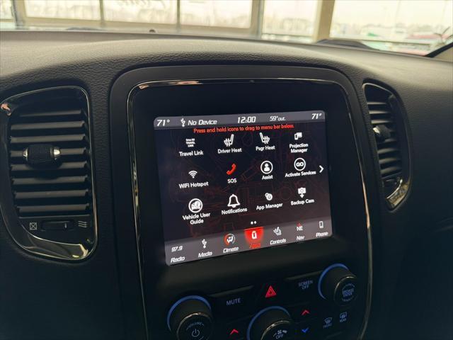 Photo of 2018 DB Black Clearcoat Dodge Durango