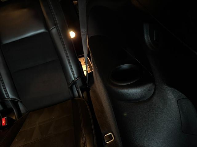 Photo of 2018 DB Black Clearcoat Dodge Durango