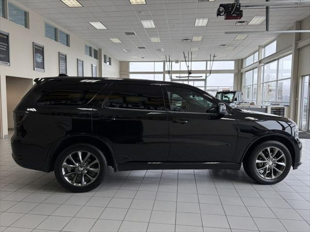 Photo of 2018 DB Black Clearcoat Dodge Durango