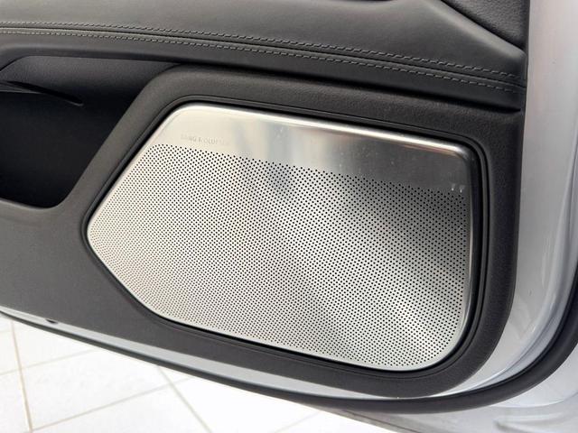 Photo of 2014 Ibis White Audi RS 7