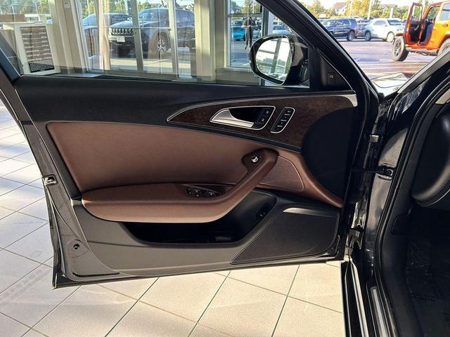 Photo of 2014 Aviator Blue Metallic Audi A6