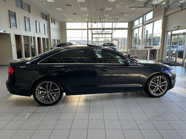 Photo of 2014 Aviator Blue Metallic Audi A6