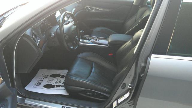 Photo of 2016 Liquid Platinum INFINITI Q70L