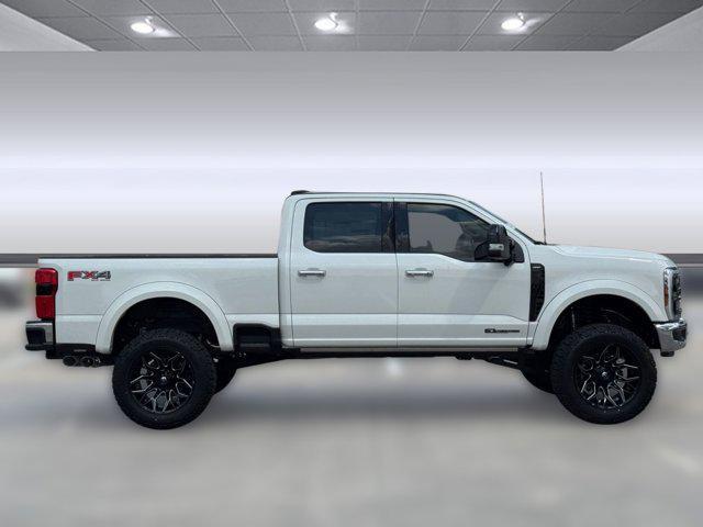 Photo of 2025 Star White Metallic Tri-Coat Ford F-250