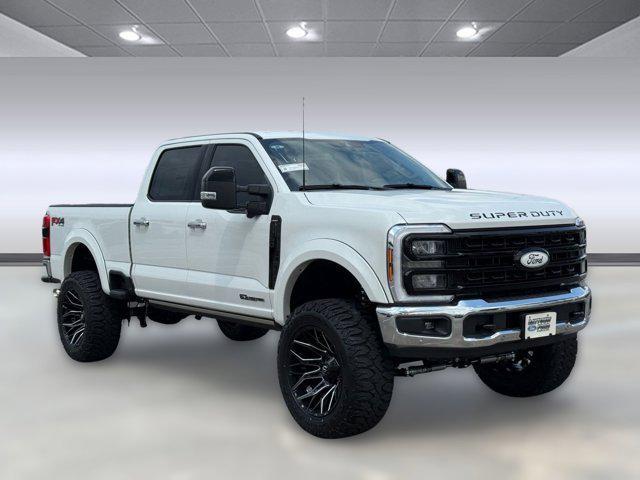 Photo of 2025 Star White Metallic Tri-Coat Ford F-250