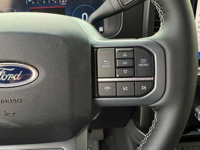 Photo of 2025 Star White Metallic Tri-Coat Ford F-250