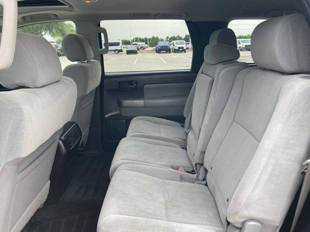 Photo of 2017 Silver Sky Metallic Toyota Sequoia