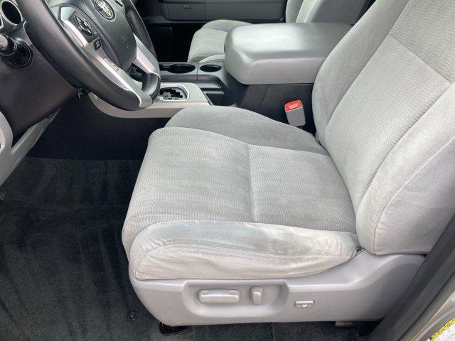 Photo of 2017 Silver Sky Metallic Toyota Sequoia