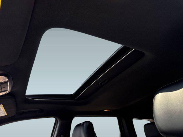 Photo of 2015 Billet Silver Metallic Clearcoat Jeep Grand Cherokee