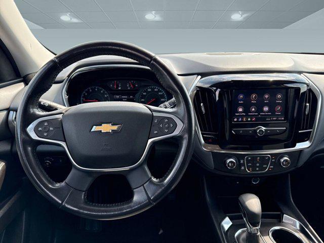 Photo of 2021 Summit White Chevrolet Traverse