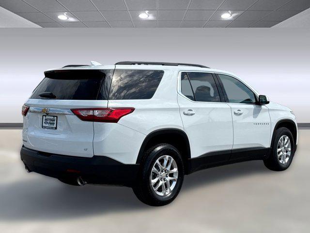 Photo of 2021 Summit White Chevrolet Traverse