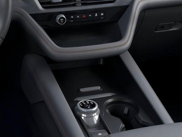 Photo of 2025 Star White Metallic Tri-Coat Ford Explorer