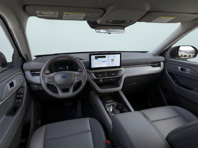 Photo of 2025 Star White Metallic Tri-Coat Ford Explorer
