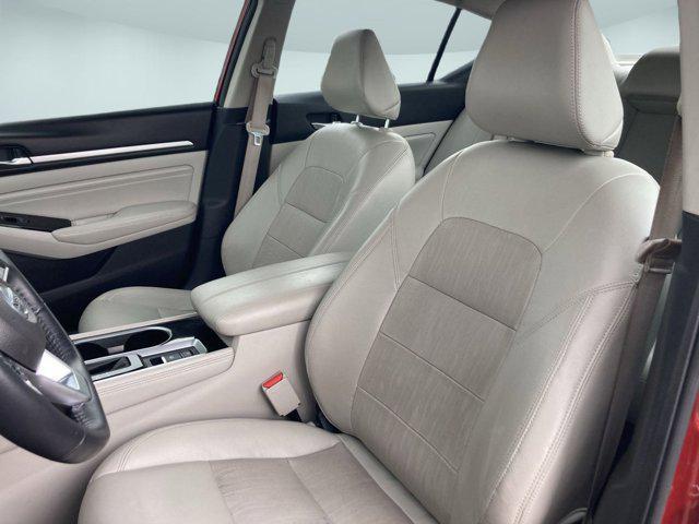 Photo of 2020 Scarlet Ember Tintcoat Nissan Altima