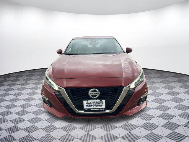 Photo of 2020 Scarlet Ember Tintcoat Nissan Altima
