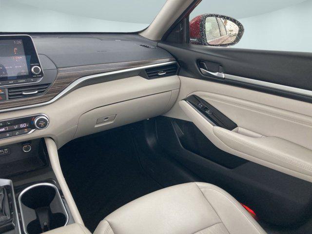 Photo of 2020 Scarlet Ember Tintcoat Nissan Altima