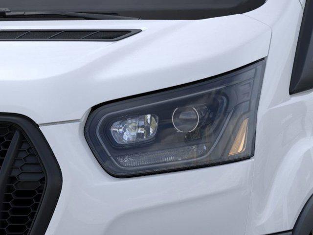 Photo of 2025 Oxford White Ford Transit-150
