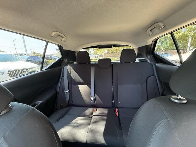 Photo of 2024 Super Black Nissan Kicks