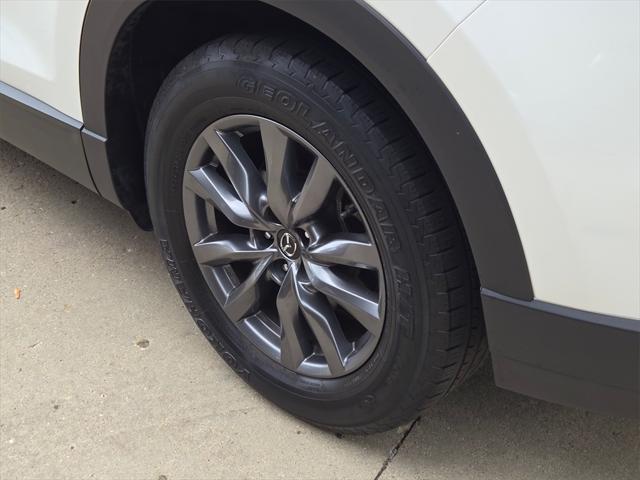 Photo of 2022 Snowflake White Pearl Mica Mazda CX-9