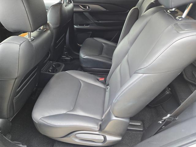 Photo of 2022 Snowflake White Pearl Mica Mazda CX-9