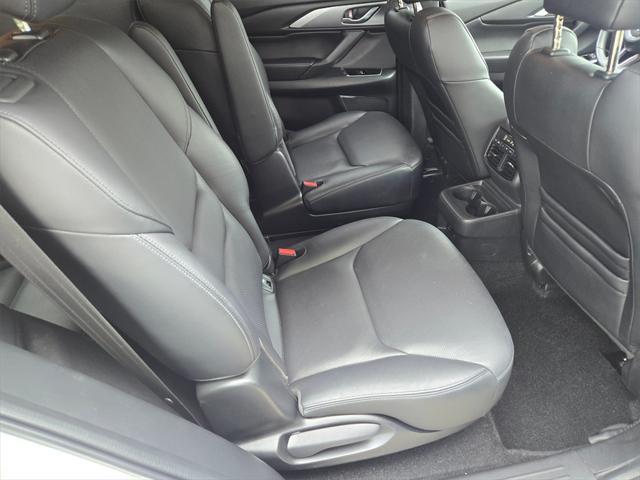 Photo of 2022 Snowflake White Pearl Mica Mazda CX-9