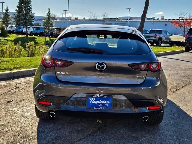Photo of 2025 Machine Gray Metallic Mazda Mazda3
