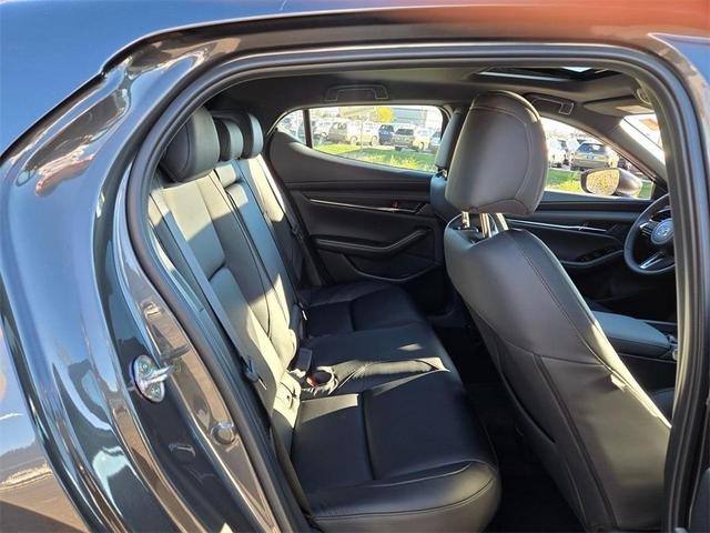 Photo of 2025 Machine Gray Metallic Mazda Mazda3