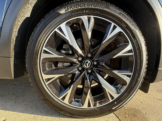 Photo of 2024 Deep Crystal Blue Mica Mazda CX-90 PHEV