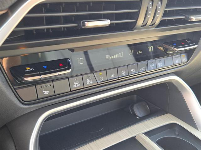 Photo of 2025 Rhodium White Premium Mazda CX-90