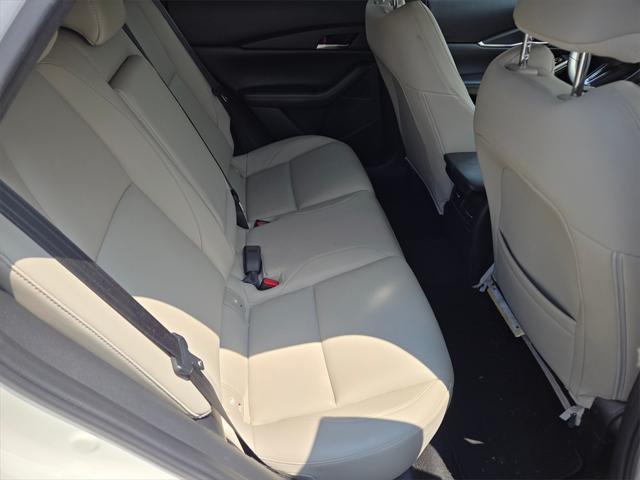 Photo of 2022 Snowflake White Pearl Mica Mazda CX-30