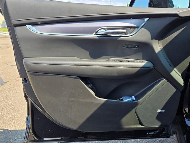 Photo of 2023 Stellar Black Metallic Cadillac XT6