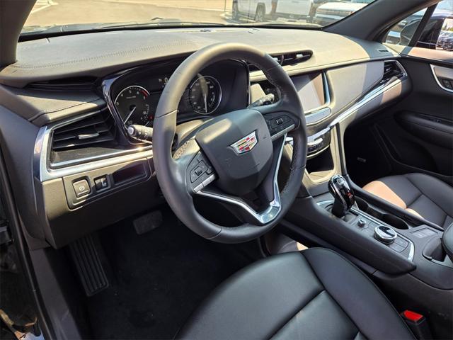 Photo of 2023 Stellar Black Metallic Cadillac XT6